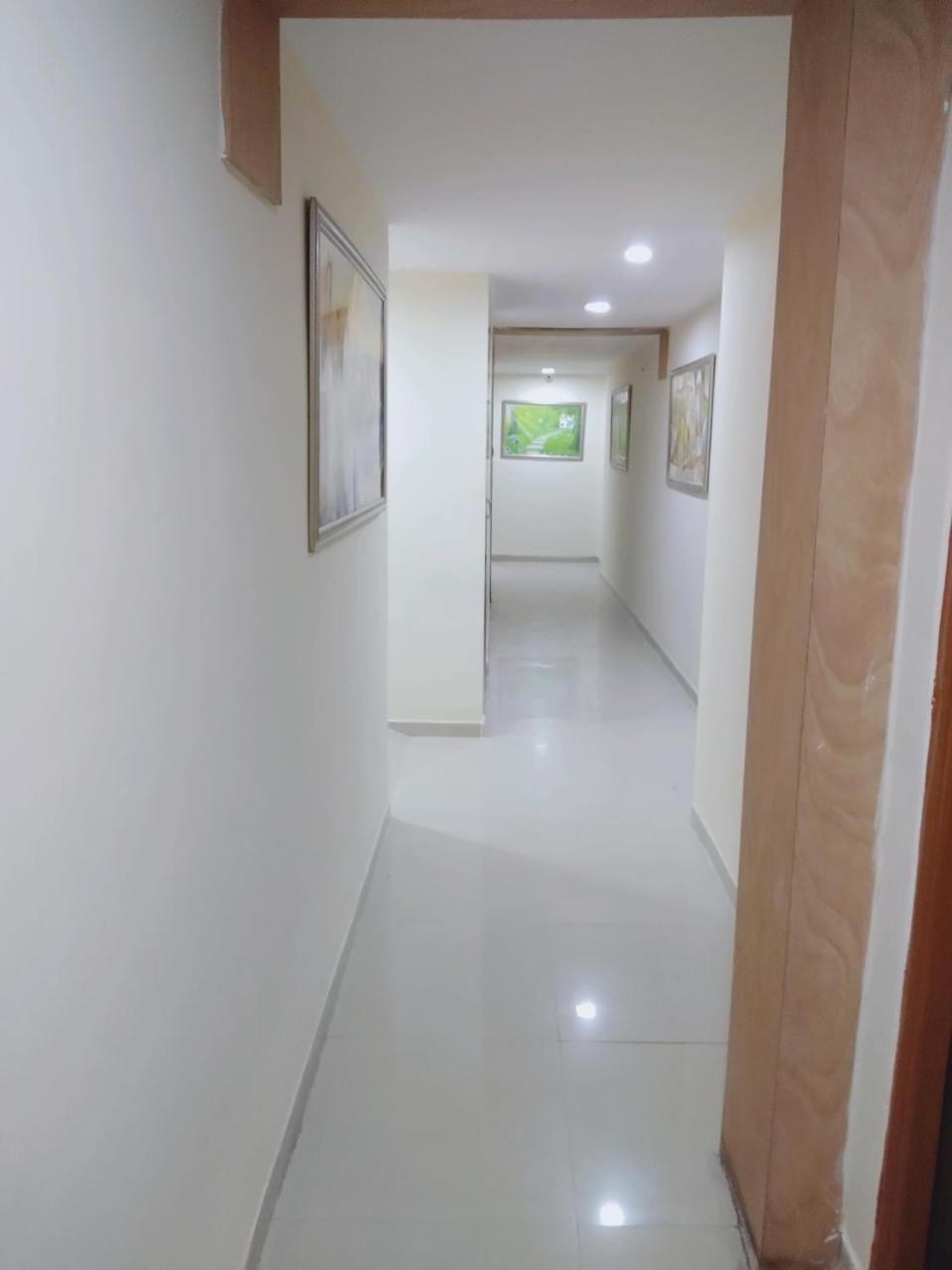 Hotel Krishna Palace Ahmadabad Zewnętrze zdjęcie